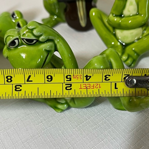 Vintage 80’s Norcrest Frogs Figurine Decor. Ceramic. Fun. Goofy. Collectible. - Picture 9 of 9